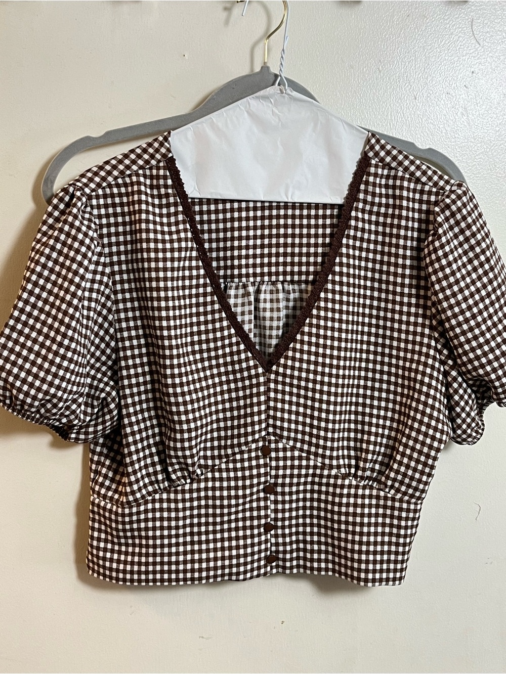 Monteau Brown and White Gingham V-Neck Puff Sleeve Top
